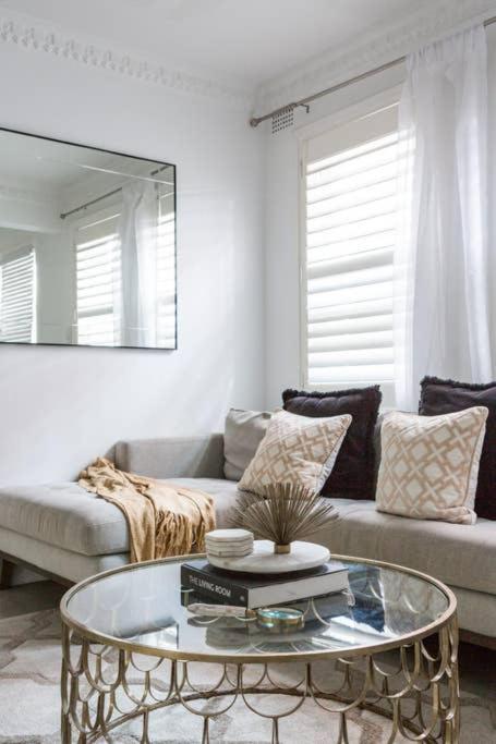 The Great Escape Bellevue Hill - Housity