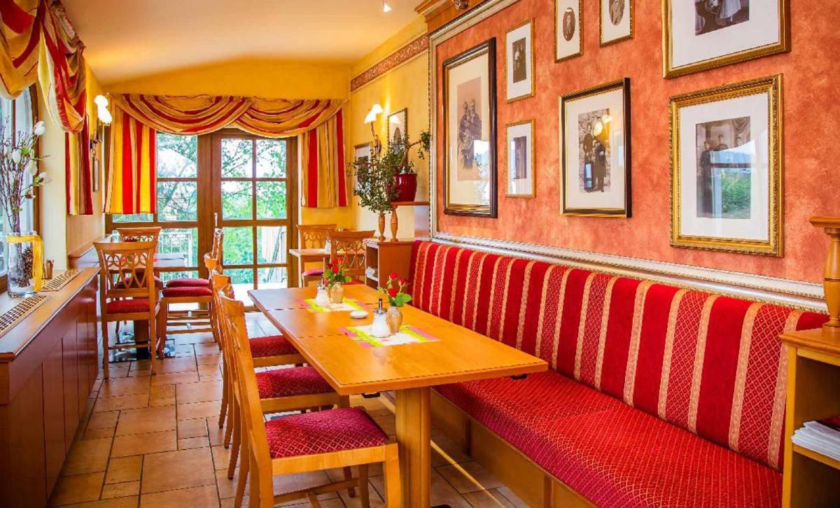 Pension Zum Schmidbäcker - Housity