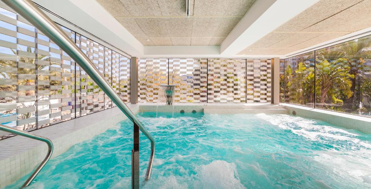 Piscina en o cerca de Bahía de Alcudia Hotel & Spa