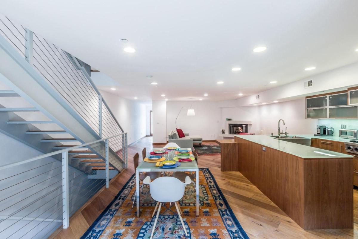 Suitetrails - Brooks Avenue II by onefinestay
