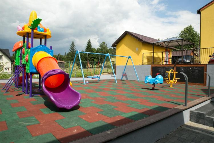 Dom Pod Lipą - Housity