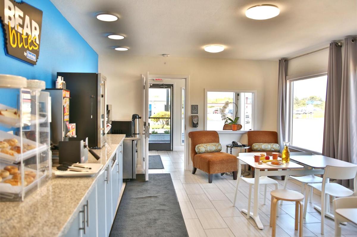 Travelodge by Wyndham Crescent City - Housity
