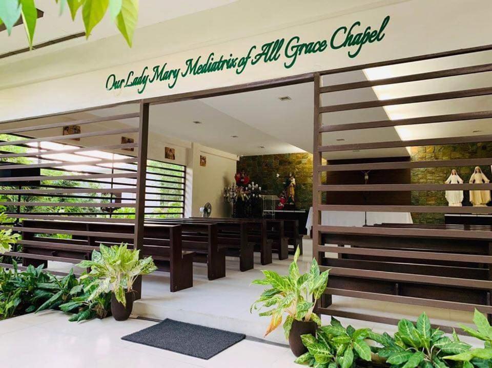 Bamboo Bay Condominium near UC Med & Chong Hua Hospital, CDU School, SM Mall, Ayala Mall and IT Park - studio condo unit - Housity