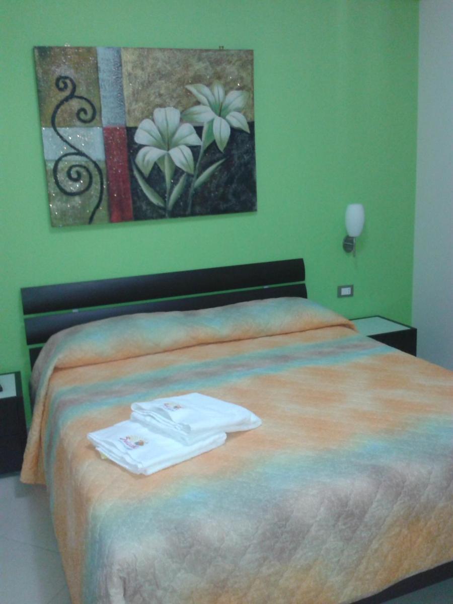 Suliccenti b&b Marzamemi - Housity