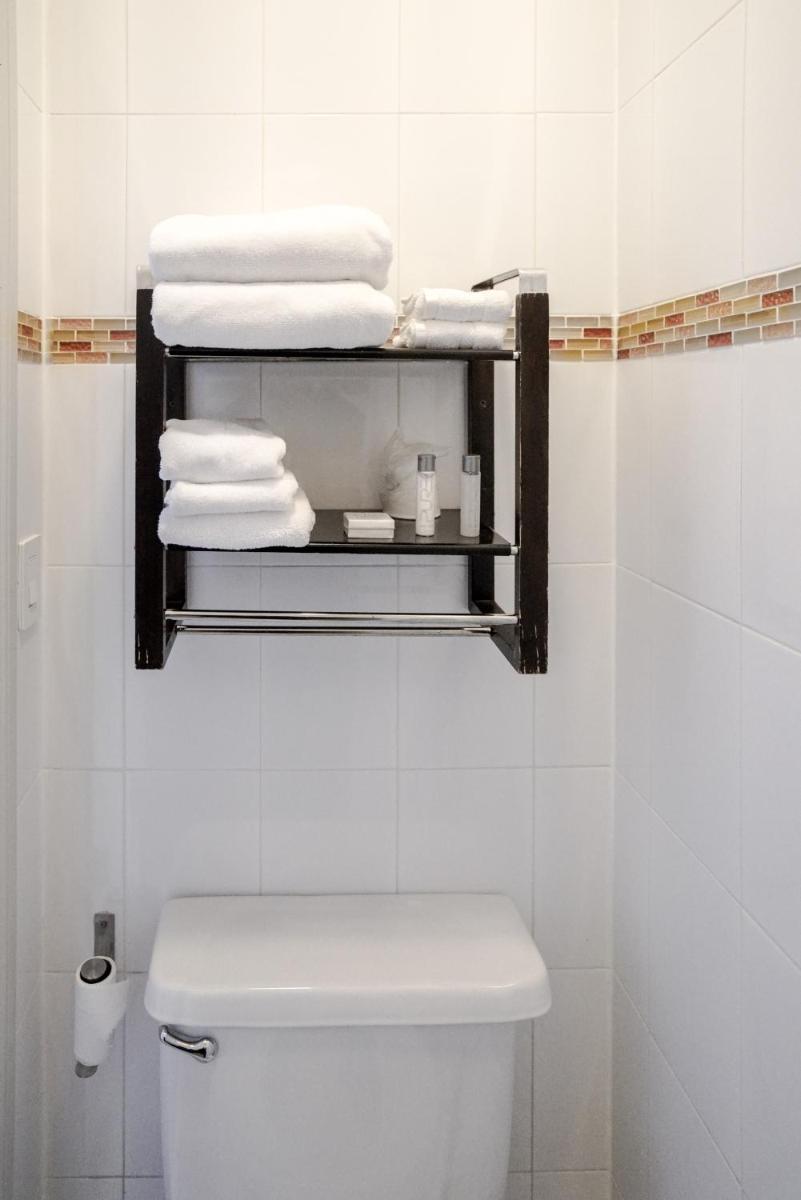 Midtown West Hotel - Housity