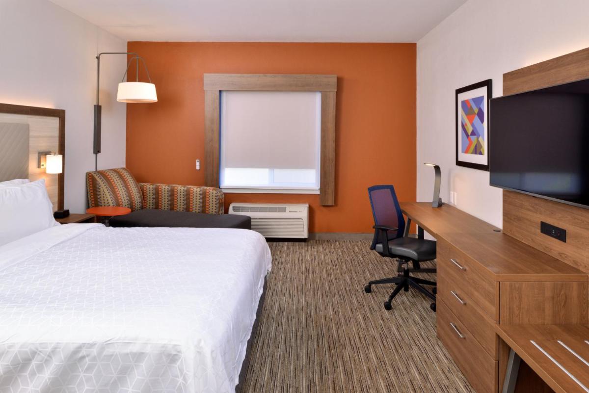 Holiday Inn Express Hotel & Suites Arcata/Eureka-Airport Area, an IHG Hotel - Housity
