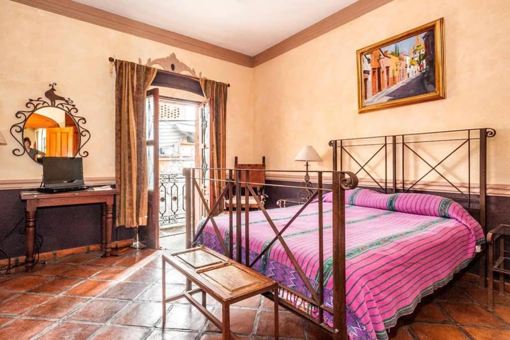 Great 2 Bedroom apt @ the middle of everything - Hizvo