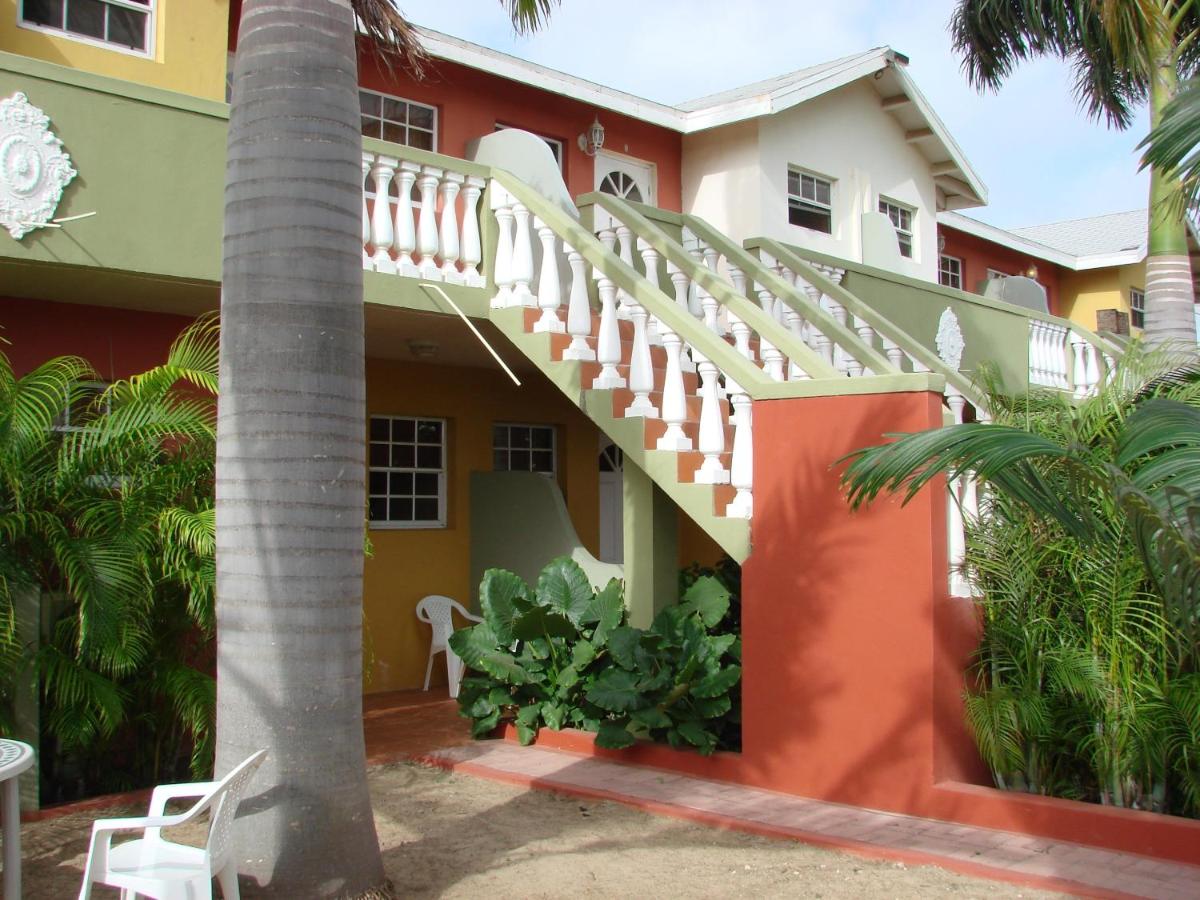 Cunucu Villas - Aruba Tropical Garden Apartments - Housity