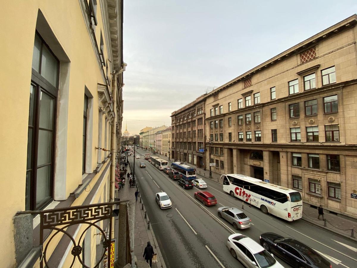 Apartment on Nevsky prospect 13 - Housity