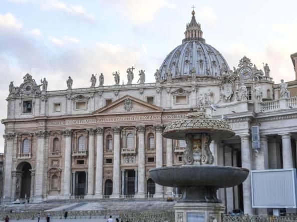Vatican House - Housity