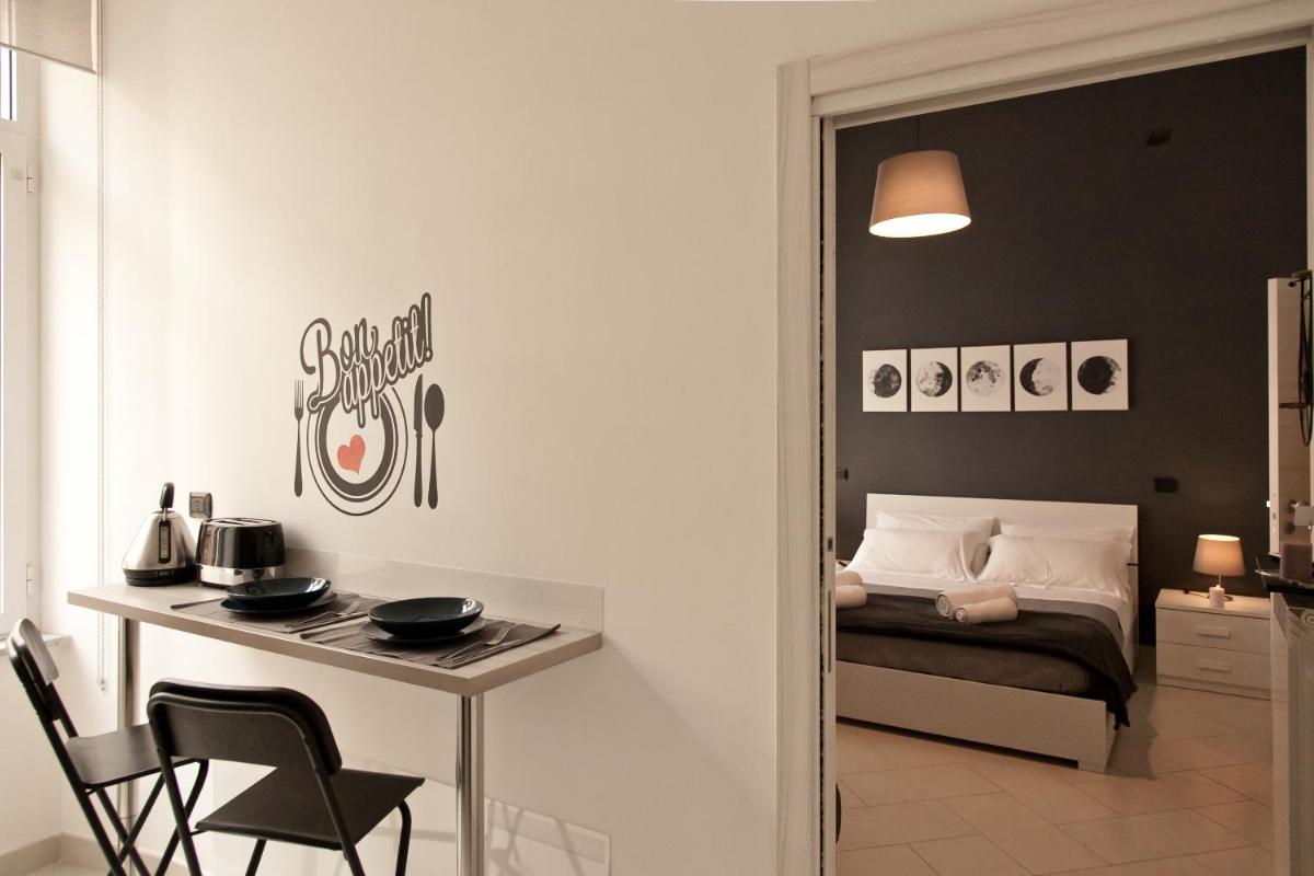 Suitetrails - Le Corti di Napoli Apartments