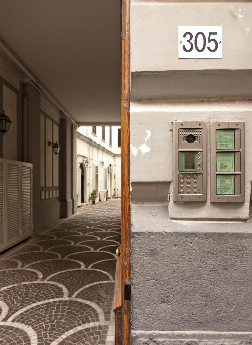 Suitetrails - Le Corti di Napoli Apartments