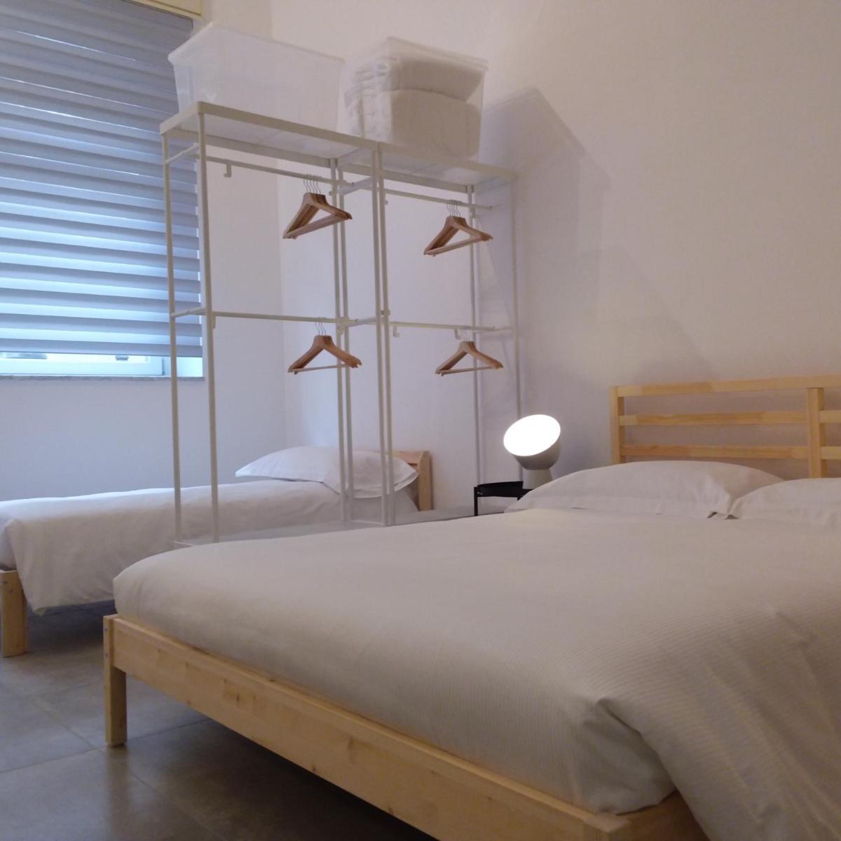 Room 33 - Housity