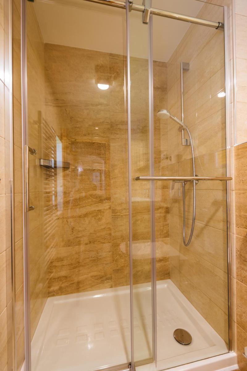 Apartment Ledrar - Housity