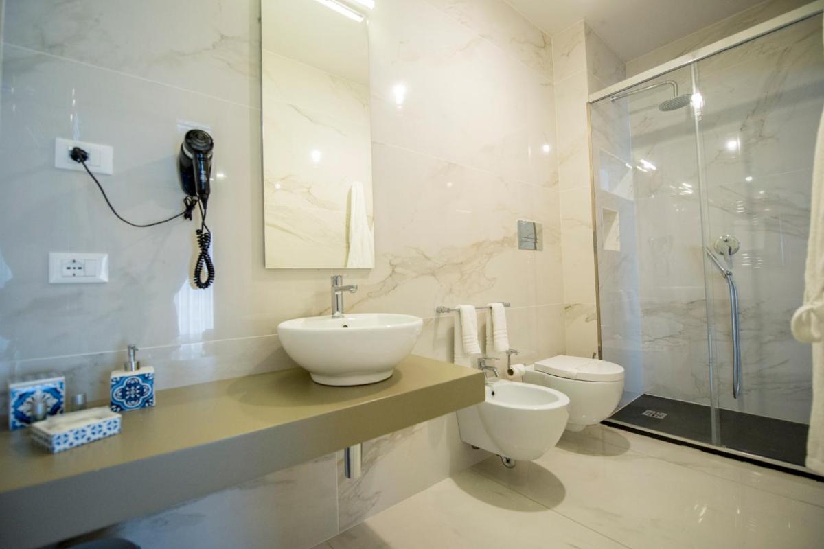 Milazzo Aeolian Sea Port B&B - Housity