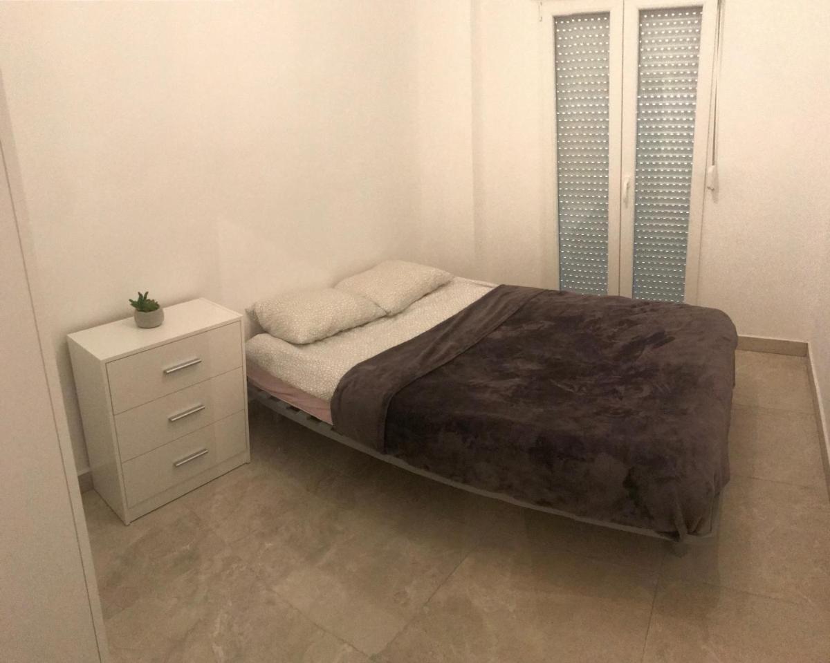 Suitetrails - An apartment with 2 two bedrooms in Gandia center, near Old Town