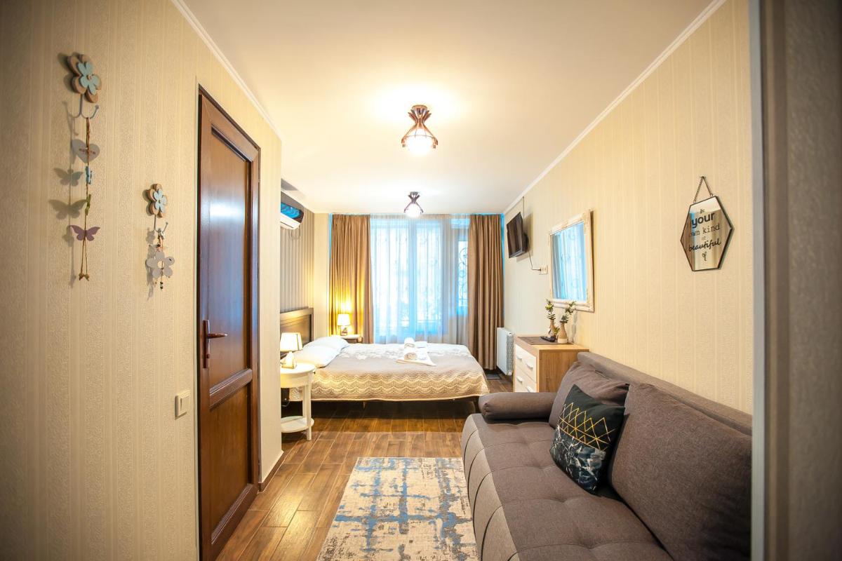 Apartment on L.Meskhishvili Turn - Housity