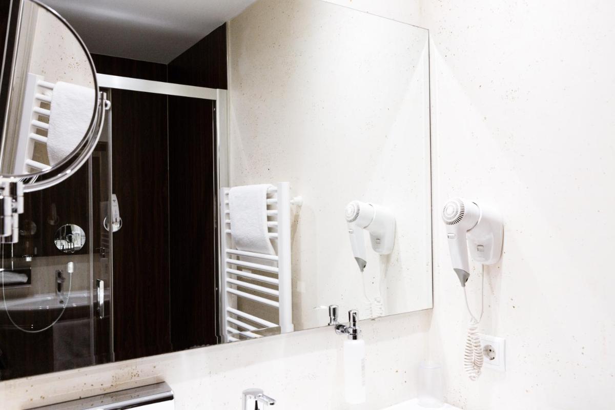 Hotel Kapeller Innsbruck - Housity