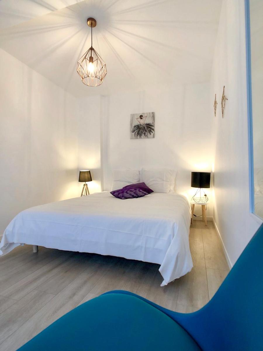 Suitetrails - Charming Home - City Center Cosy Apartments