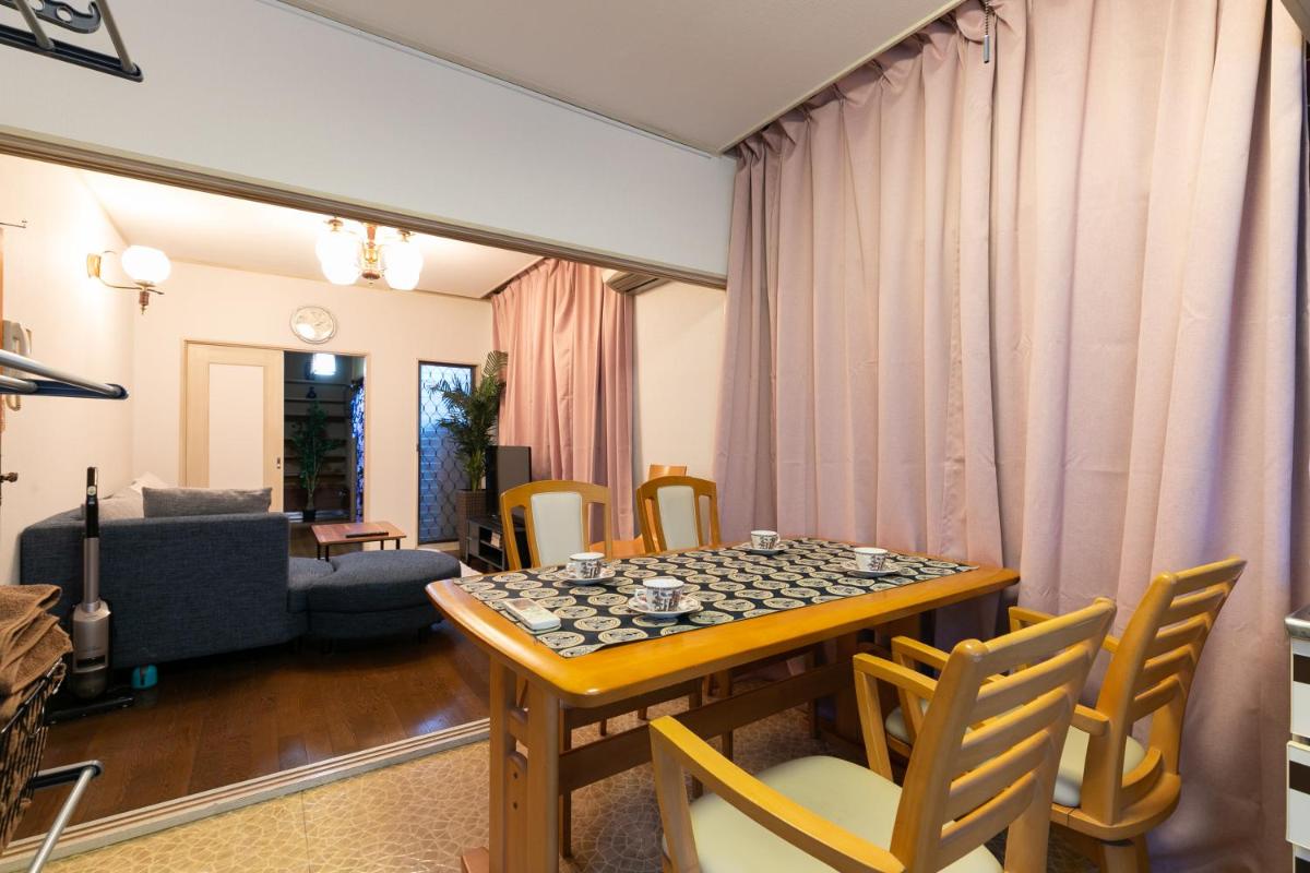 Shinjuku Japanese-style two storey house - Housity