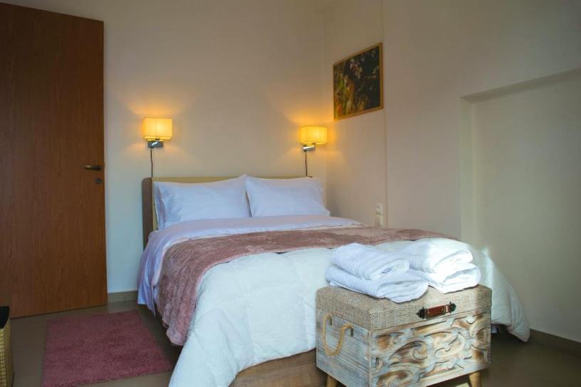SUNNY CENTRAL LUXURY APARTMENT - Housity