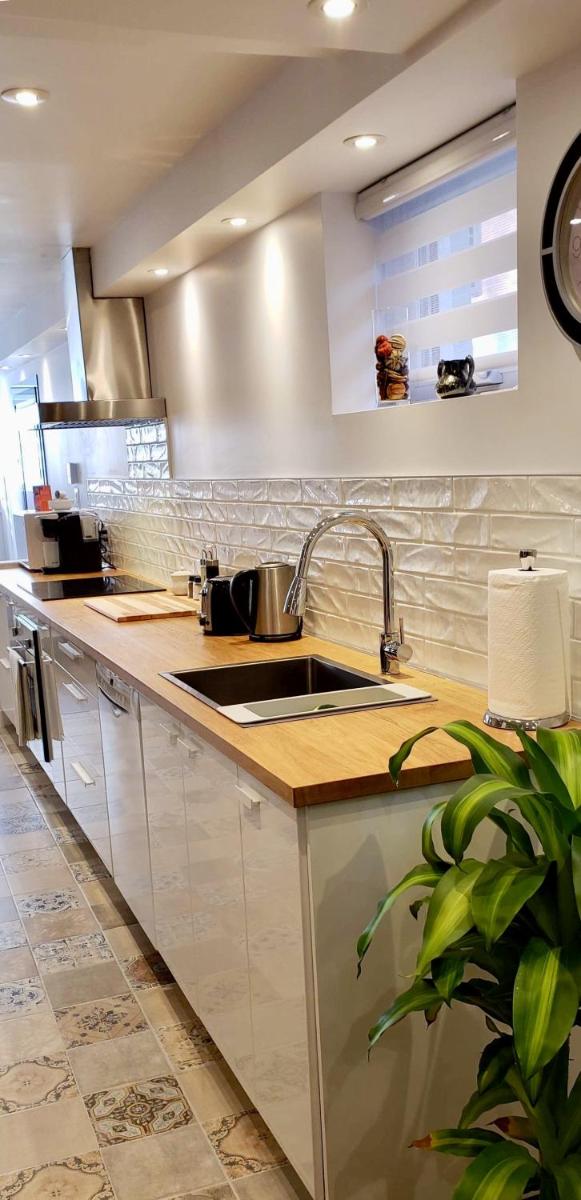 Cosy apartment at Bossuet road - Housity