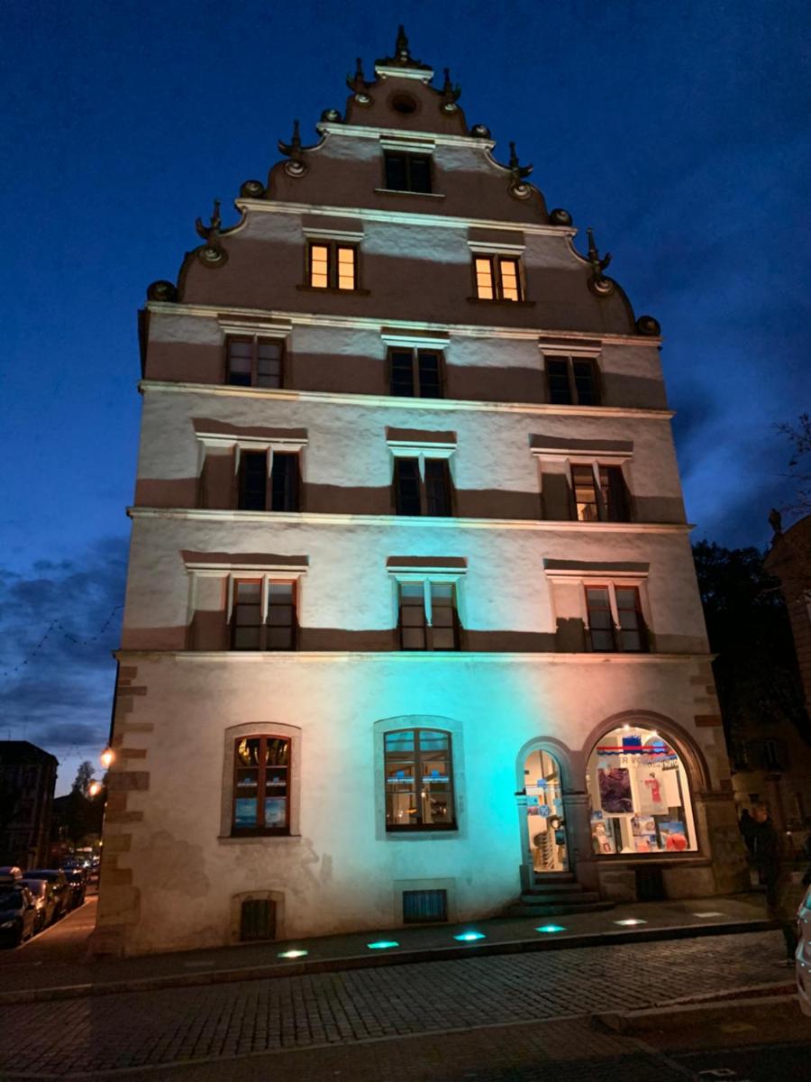 Historical town center spacious flat - Housity
