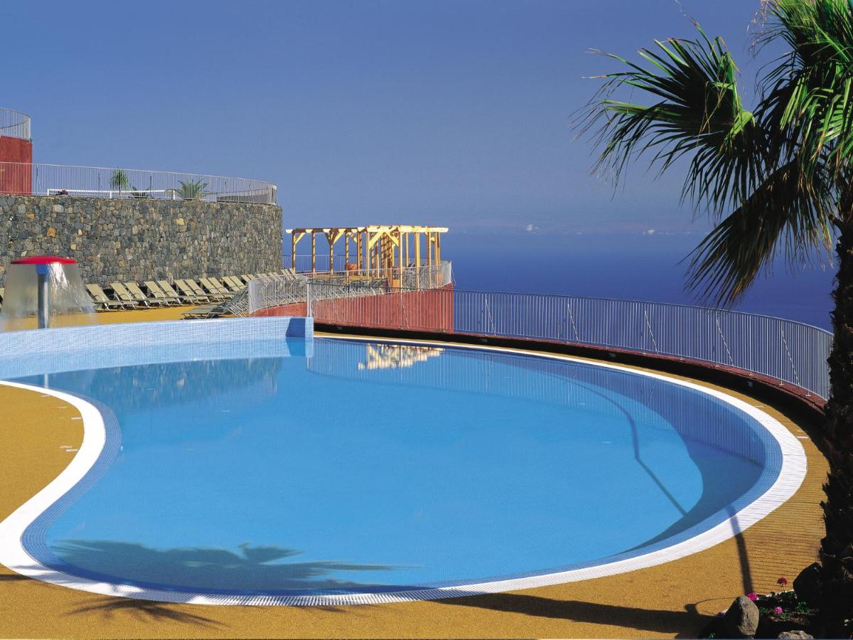 A piscina em ou perto de Village Cabo Girao