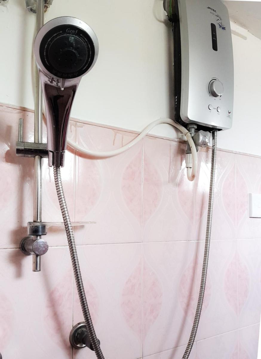 Hikkaduwa backyard beach homestay - Hizvo