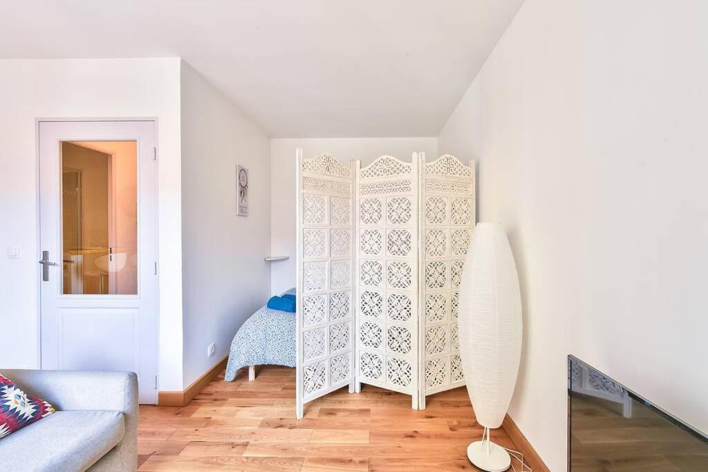 Chic apart with parking - The river Seine - Housity