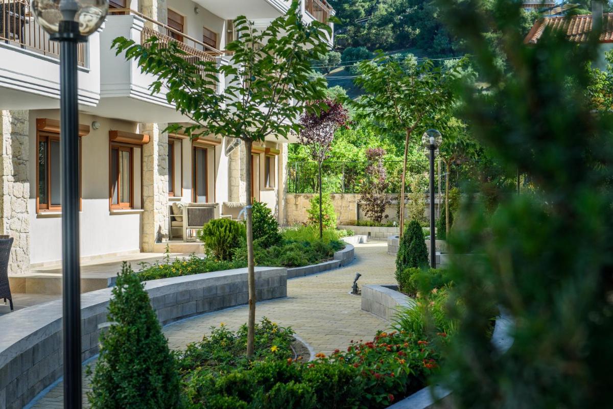 Apanemia by Flegra Hotels - Housity
