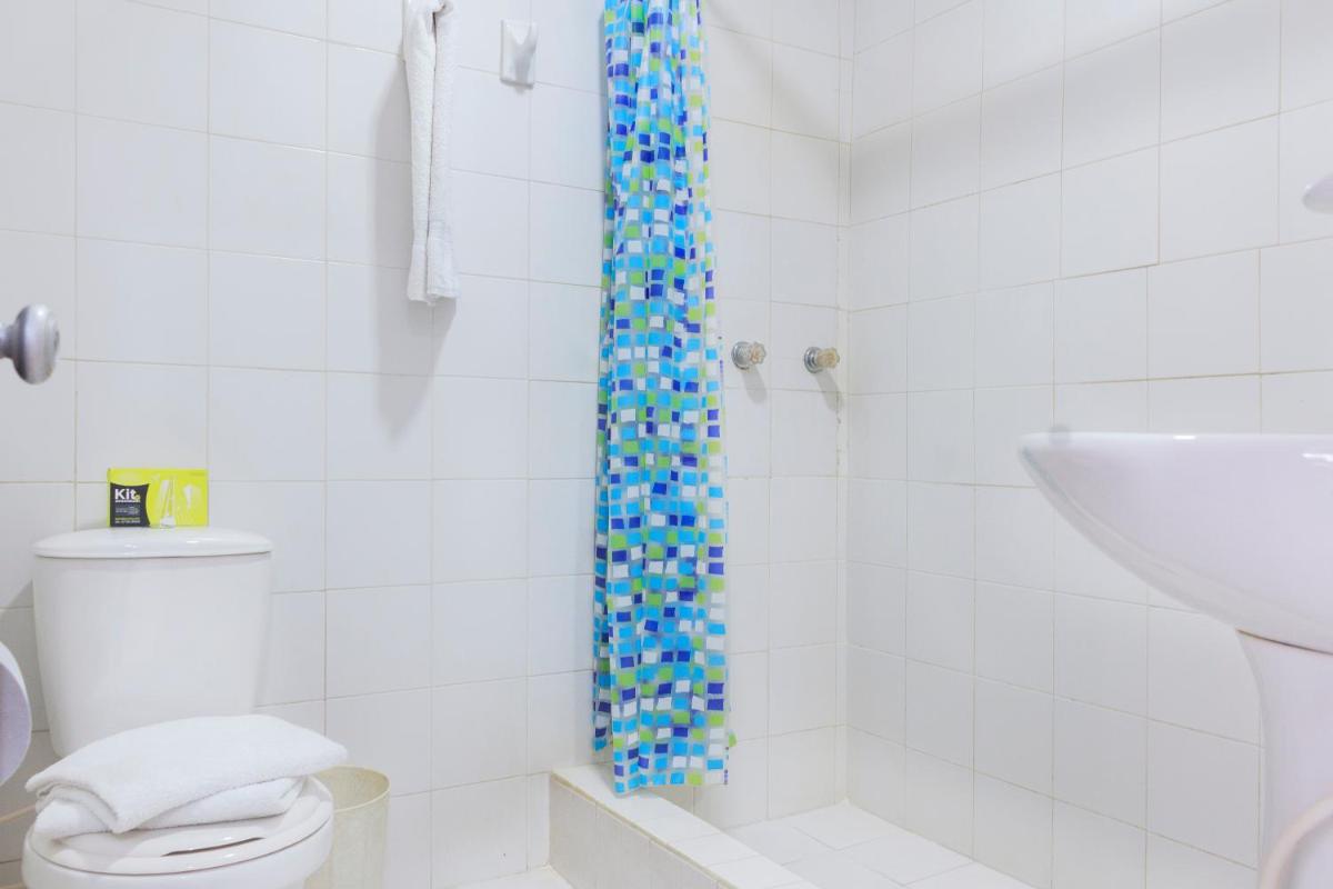 Hotel Colonial Plaza - Housity