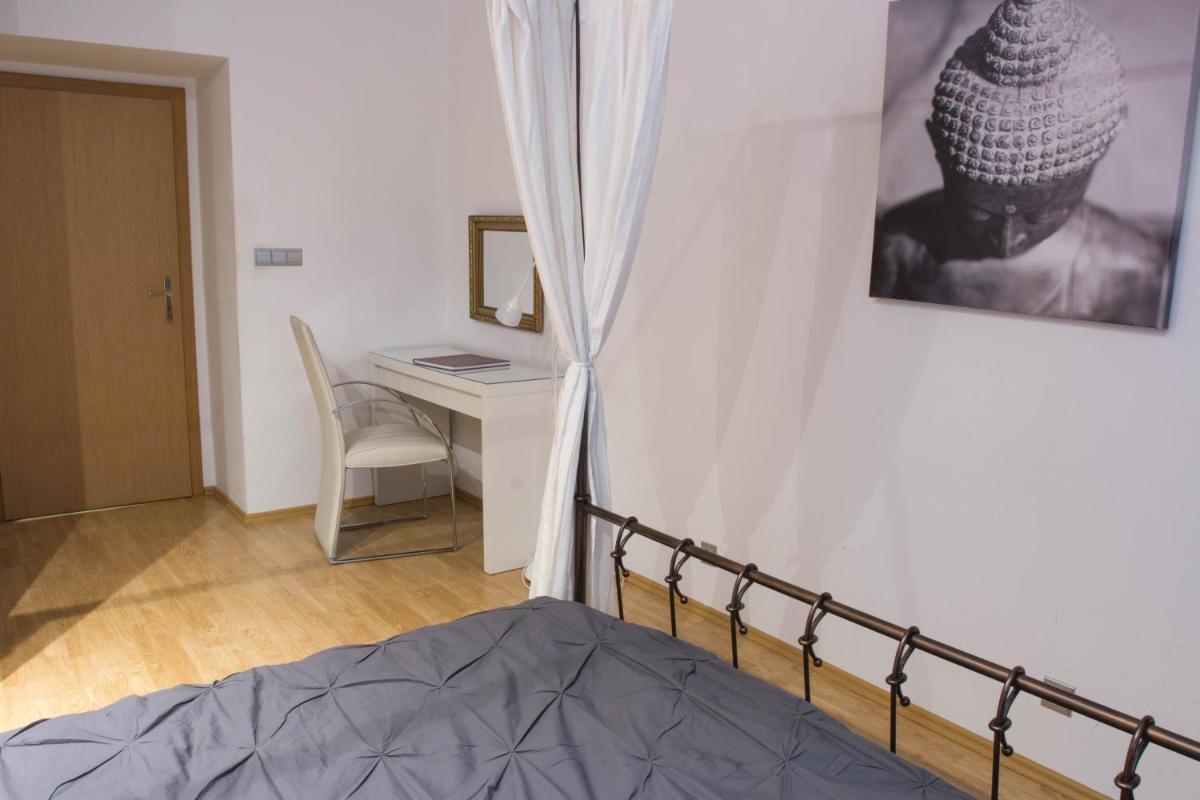 Apartment Ivanita - Housity