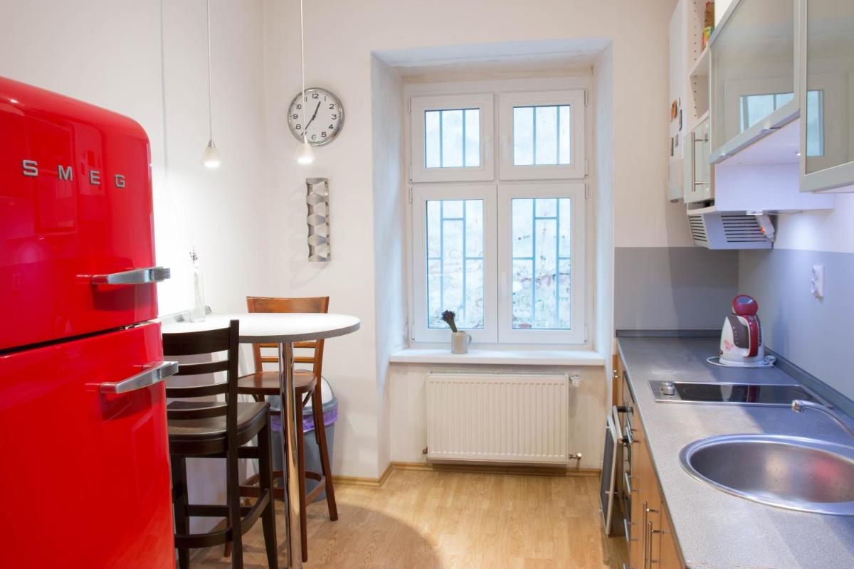 Suitetrails - Apartment Ivanita
