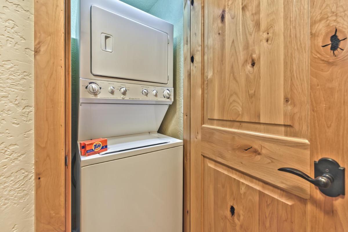Silverado King Hotel Room by Canyons Village Rentals - Housity