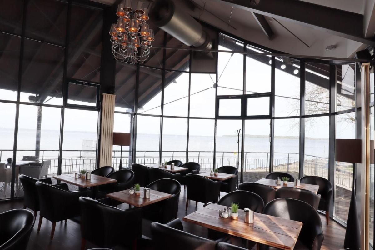 Hotel & Restaurant Utkiek - Housity