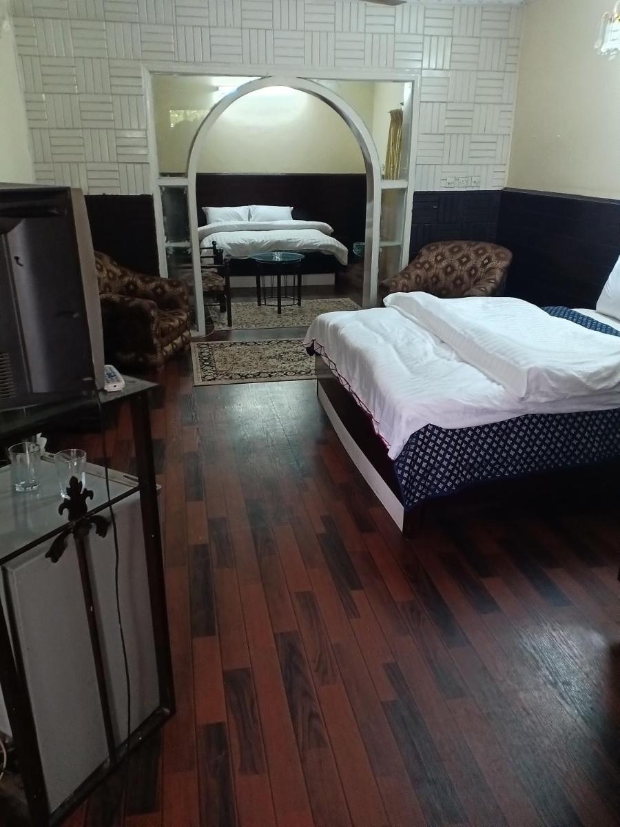Suitetrails - New Islamabad Guest House