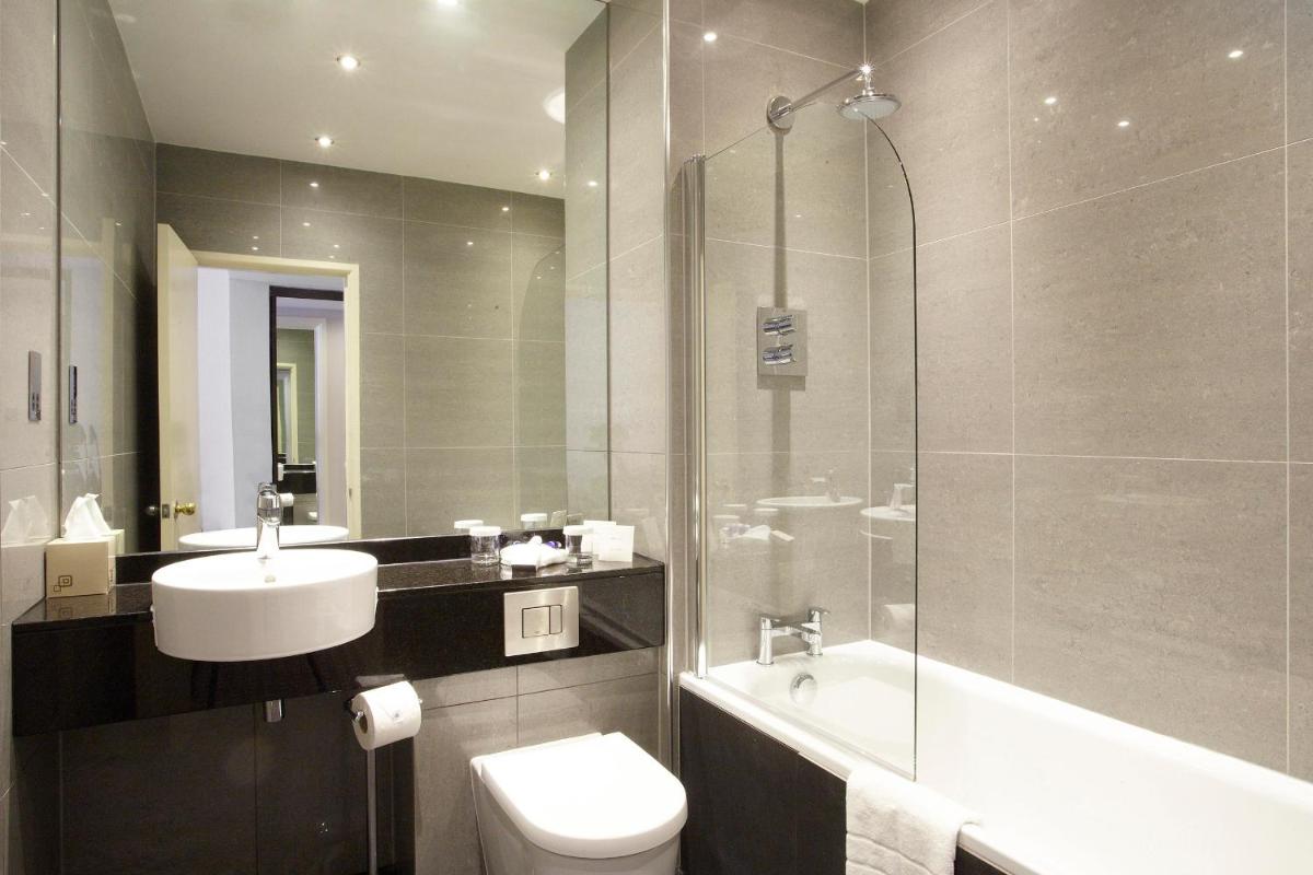 The Manor House At Celtic Manor - Housity