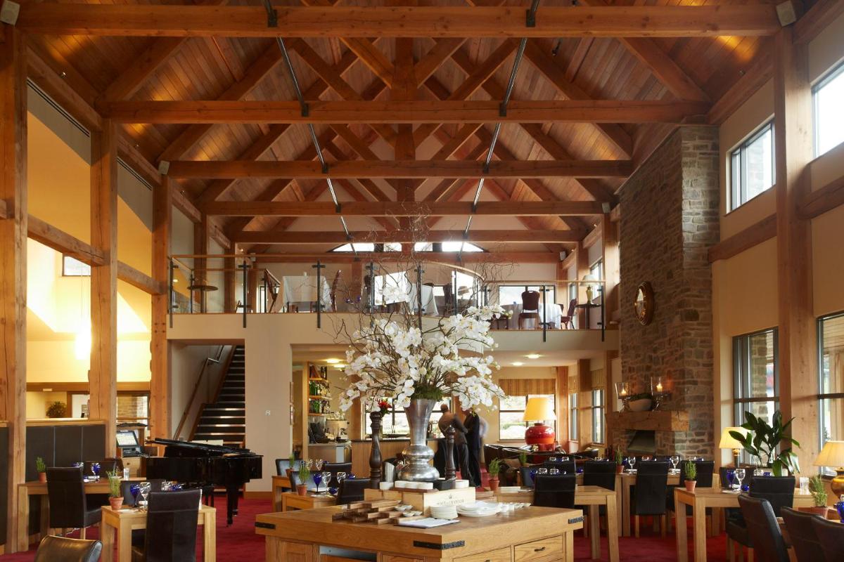 The Manor House At Celtic Manor - Housity