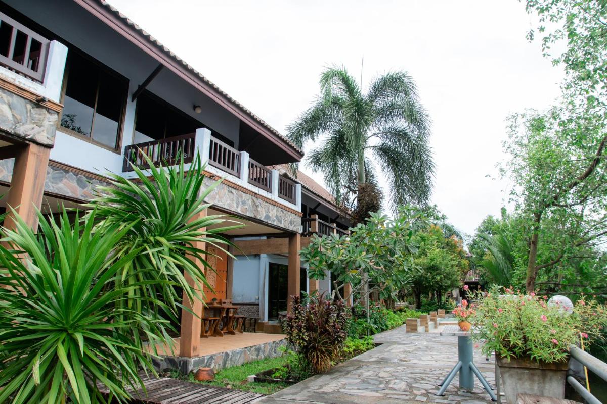BaanRimNam Resort Trat - Housity