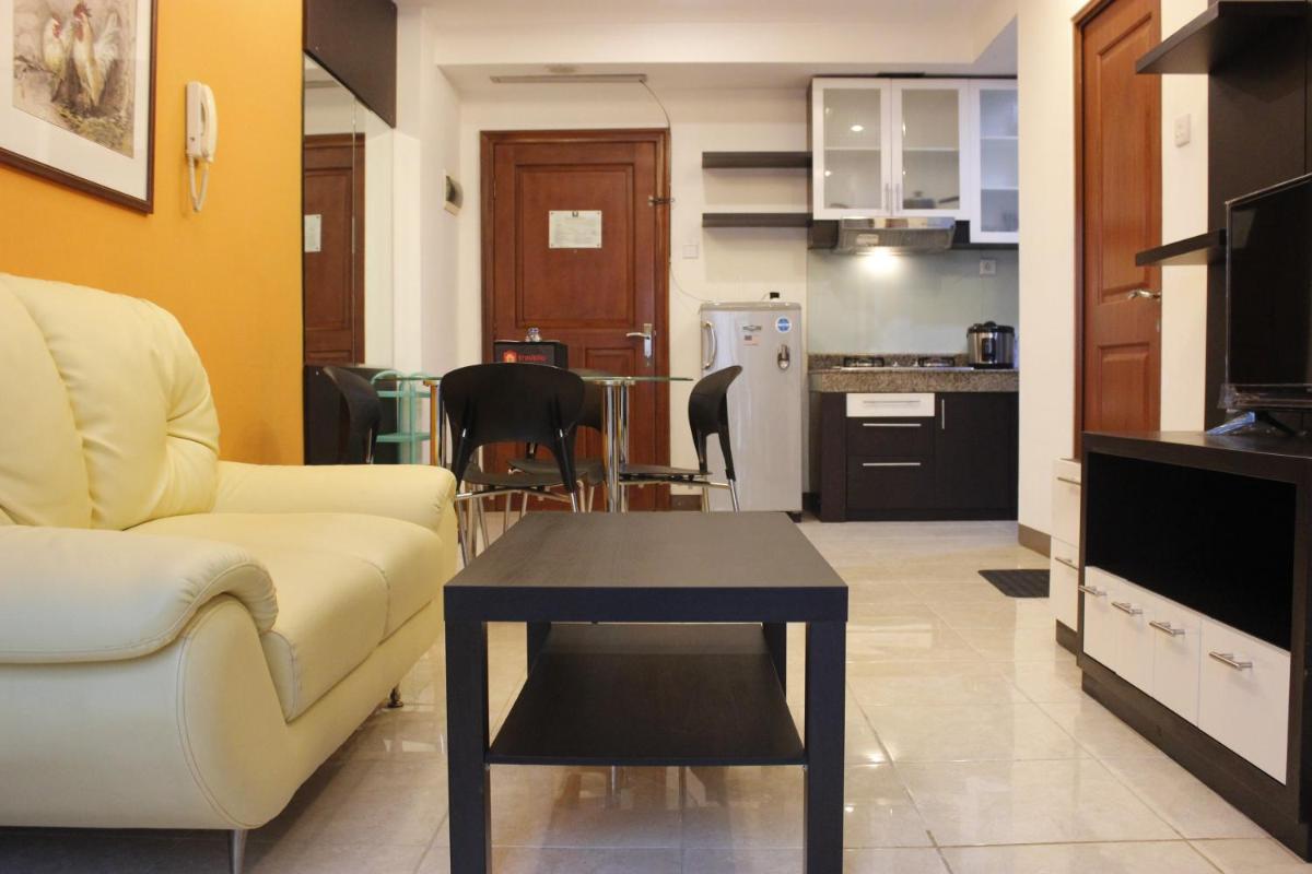 Strategic 2BR @ Galeri Ciumbuleuit 1 Apartment By Travelio - Housity
