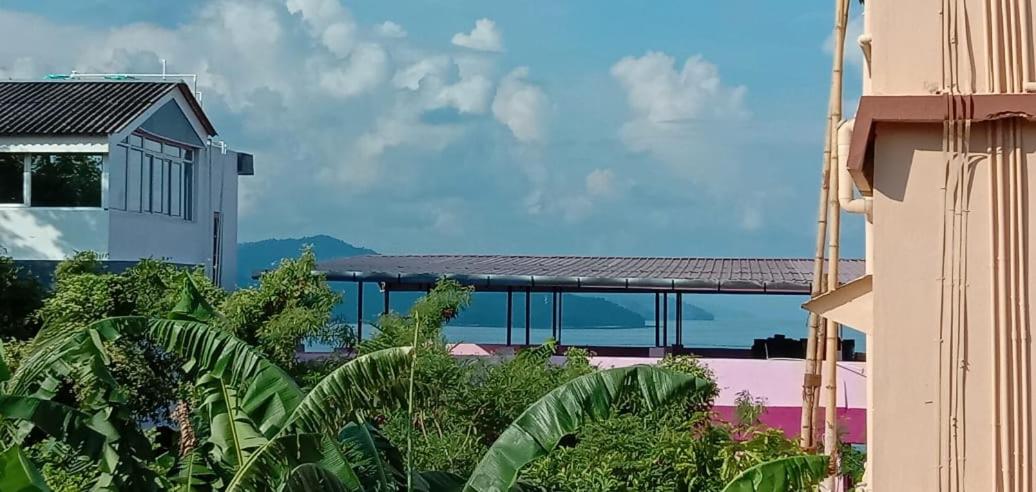 Sunrise Home Stay - Housity