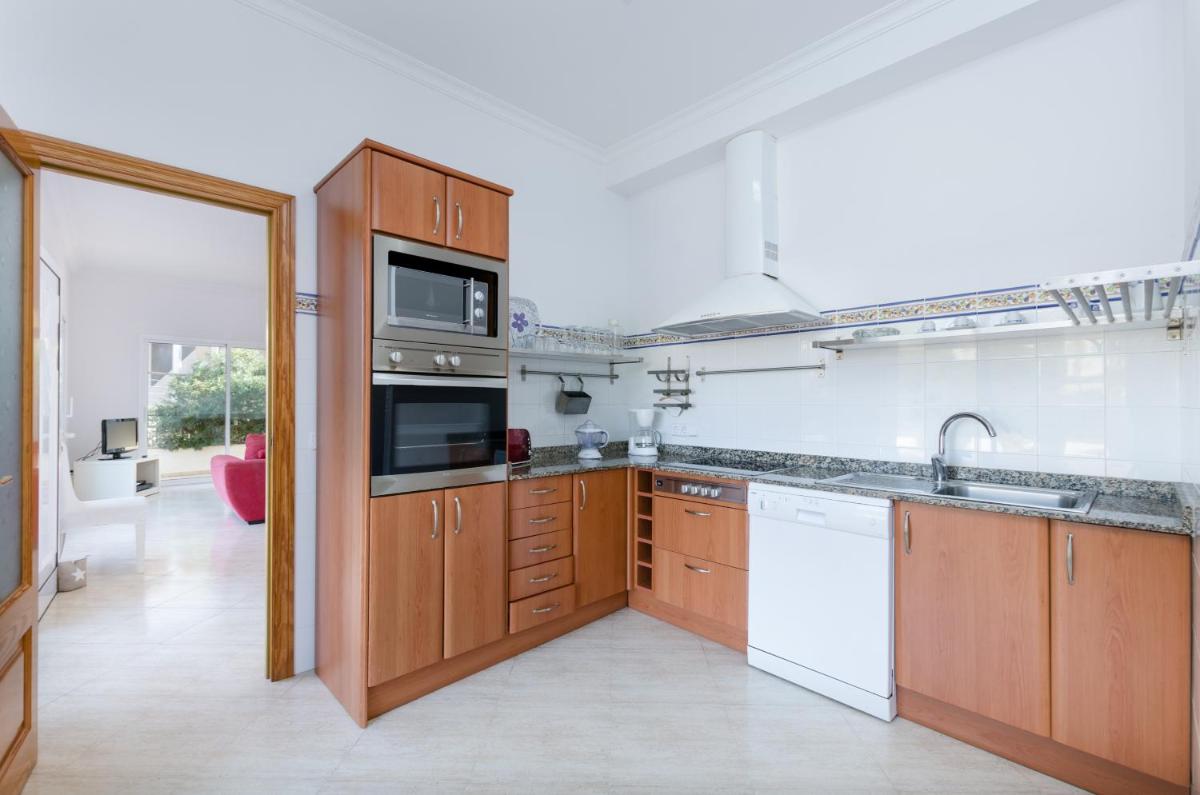 Bexan Cala Mandia - Housity