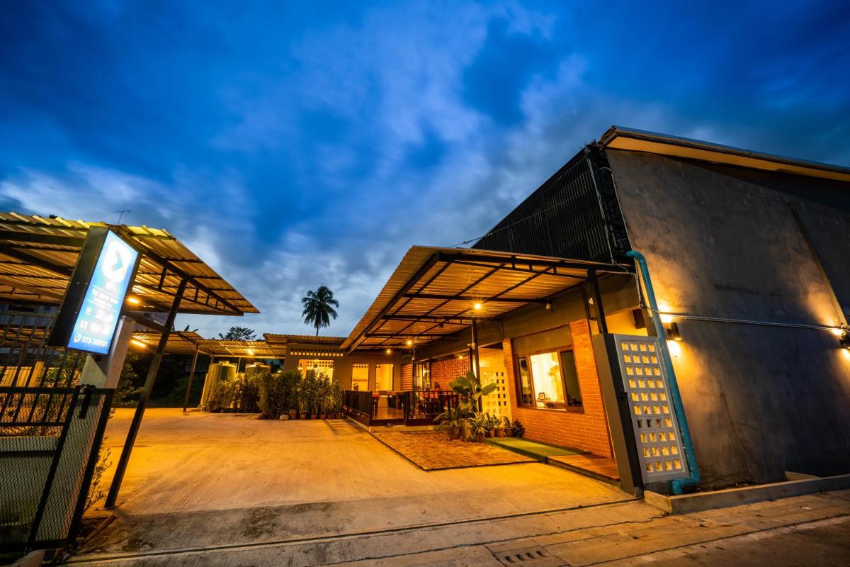 The Sekret Hotel - Housity