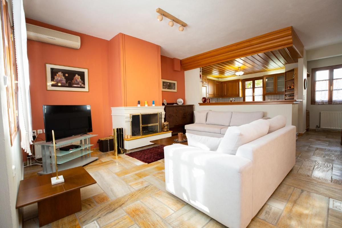 Apartment Kouros Delphi - Housity
