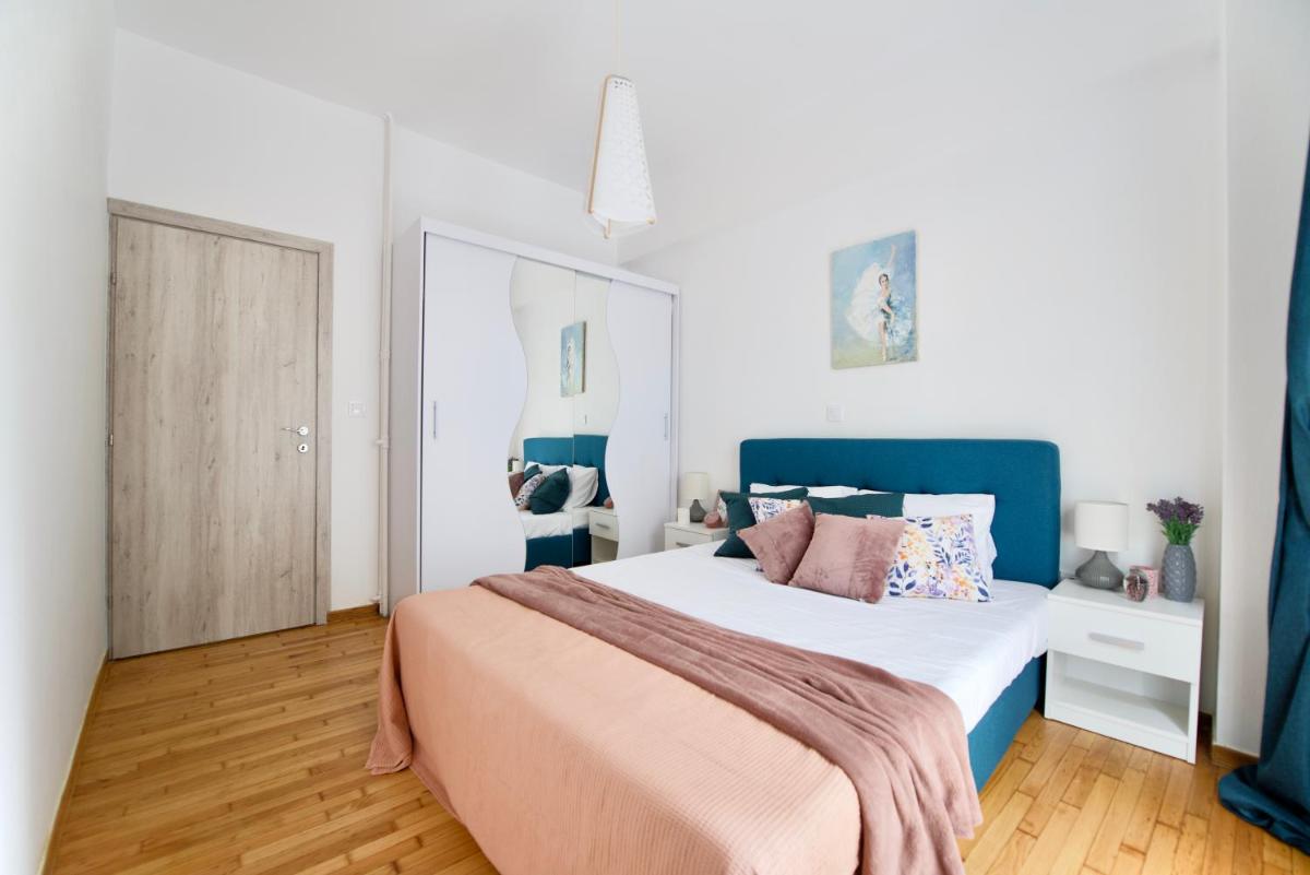 Suitetrails - Modern & Quiet Apartment / Athens Center