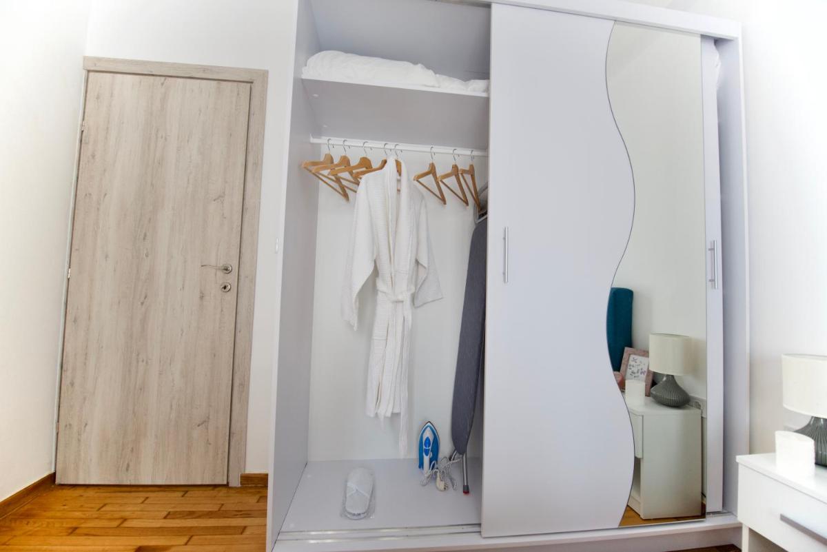 Suitetrails - Modern & Quiet Apartment / Athens Center