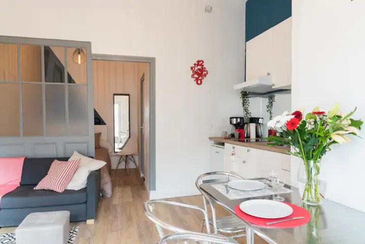 Appartement entier, proche Part-Dieu Checkin 24H - Housity