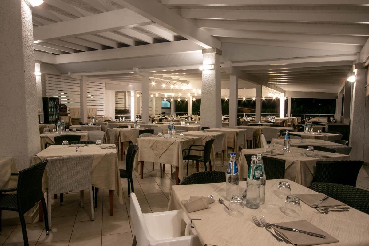 Limone Beach Resort - Housity