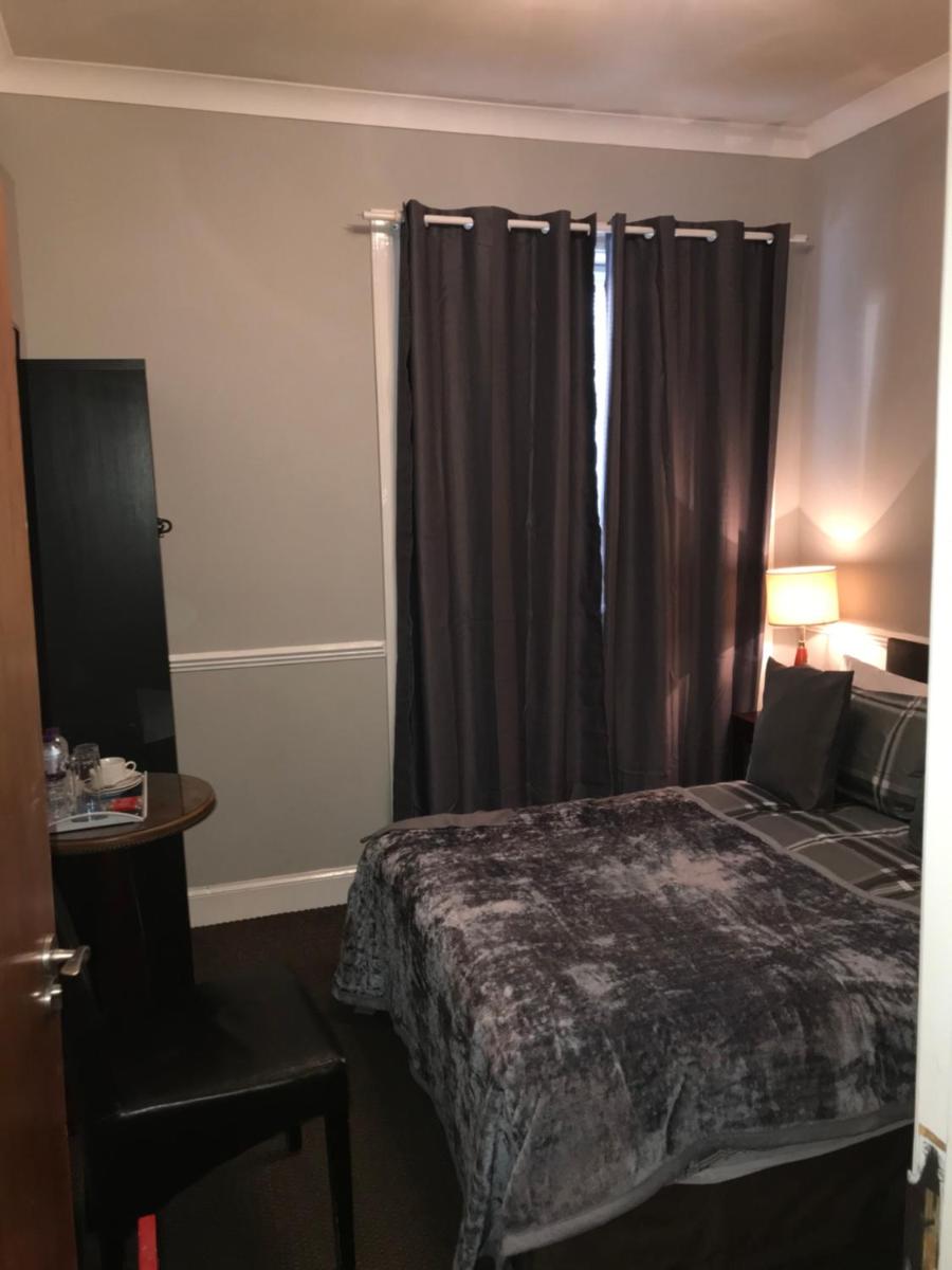 The Ocean Inn - Housity